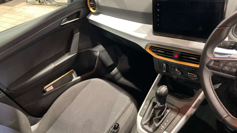 SEAT Arona 1.0 TSI 110 SE Technology 5dr DSG Petrol Hatchback